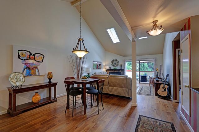 323 Bridge Way, Nevada City, CA 95959