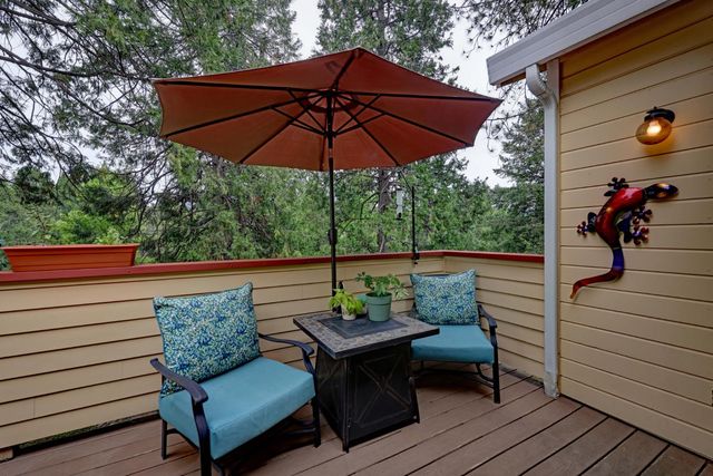 323 Bridge Way, Nevada City, CA 95959