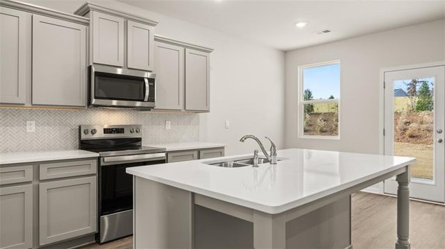 112 Holland Cove, Winder, GA 30680