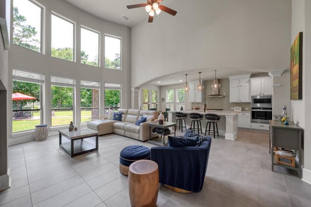425 Christians Court, Montgomery, TX 77316