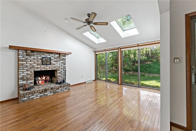 227 Springhouse Drive, Jefferson Hills, PA 15025