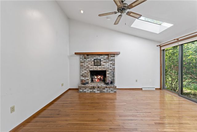 227 Springhouse Drive, Jefferson Hills, PA 15025