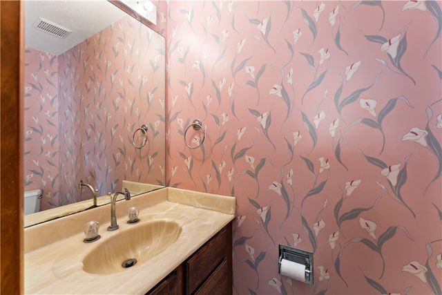 227 Springhouse Drive, Jefferson Hills, PA 15025