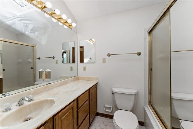 227 Springhouse Drive, Jefferson Hills, PA 15025