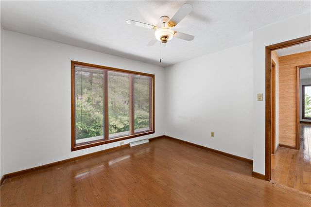 227 Springhouse Drive, Jefferson Hills, PA 15025