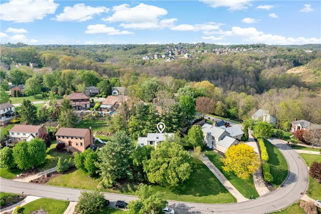 227 Springhouse Drive, Jefferson Hills, PA 15025