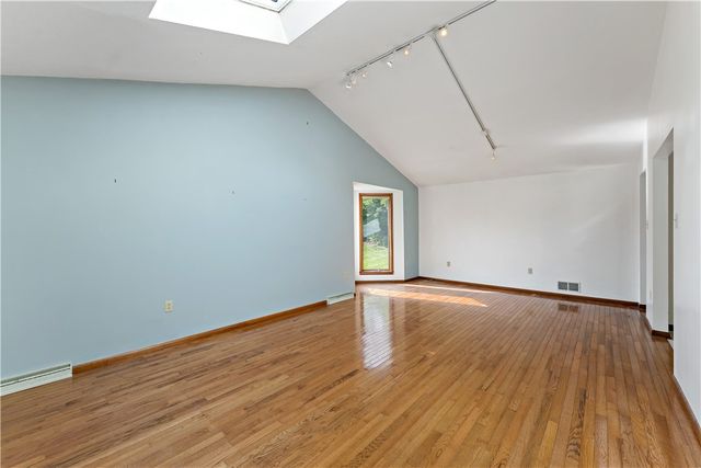 227 Springhouse Drive, Jefferson Hills, PA 15025