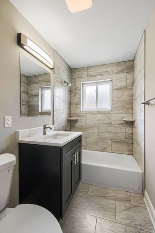 615 W 16TH Place, Chicago Heights, IL 60411