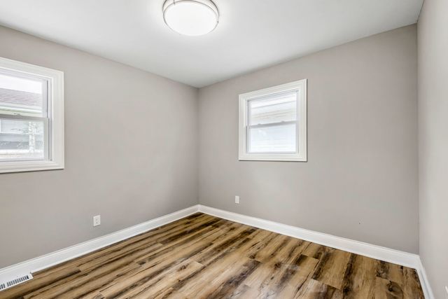 615 W 16TH Place, Chicago Heights, IL 60411