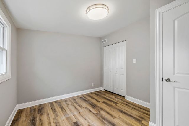 615 W 16TH Place, Chicago Heights, IL 60411