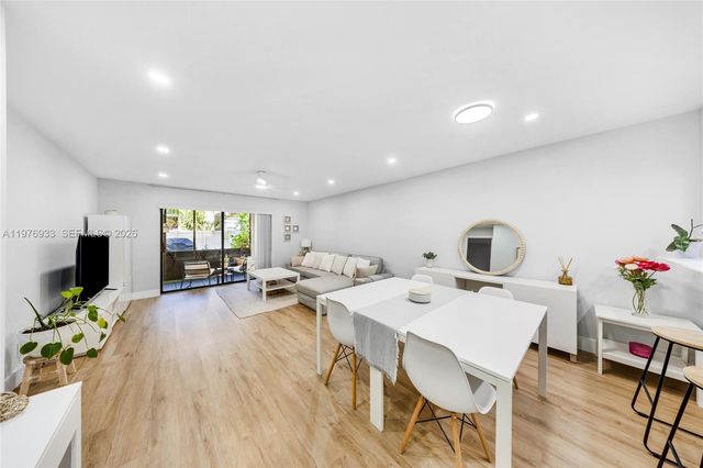 130 S Cypress Rd 612, Pompano Beach, FL 33060