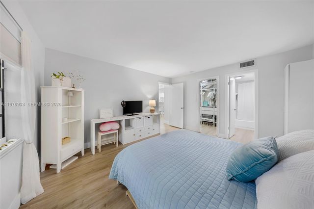 130 S Cypress Rd 612, Pompano Beach, FL 33060