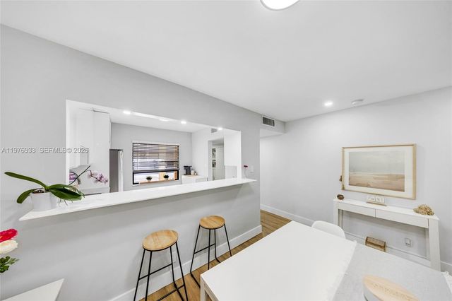 130 S Cypress Rd 612, Pompano Beach, FL 33060