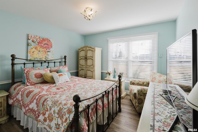 100 Prairie Road, Carterville, IL 62918