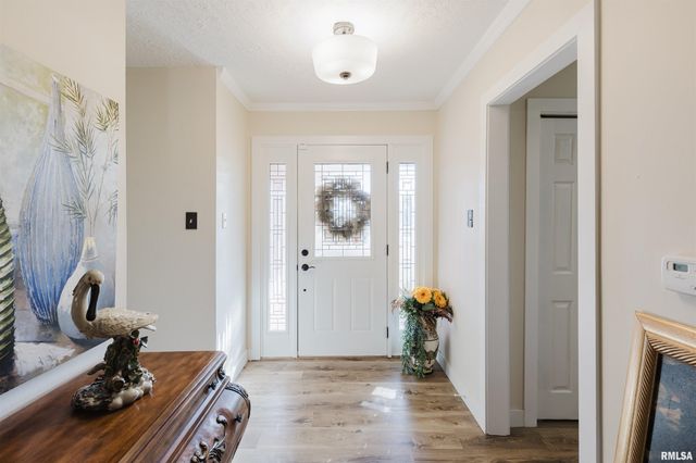 100 Prairie Road, Carterville, IL 62918