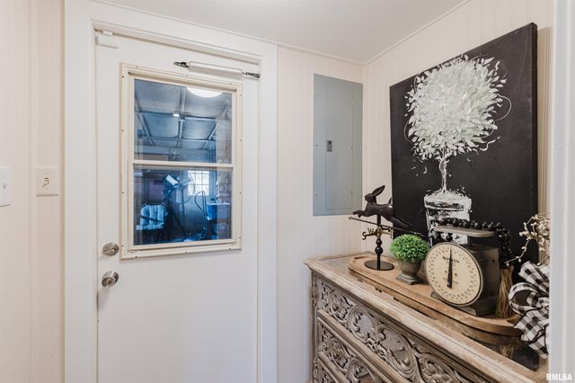 100 Prairie Road, Carterville, IL 62918