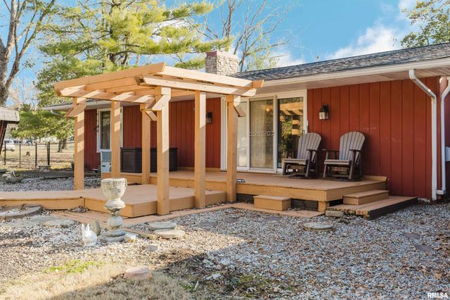 100 Prairie Road, Carterville, IL 62918