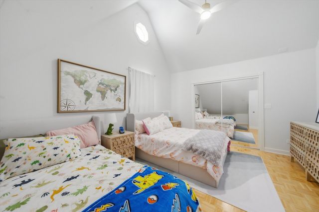 4542 N Ashland Avenue, Chicago, IL 60640