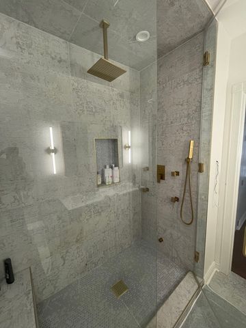 4542 N Ashland Avenue, Chicago, IL 60640