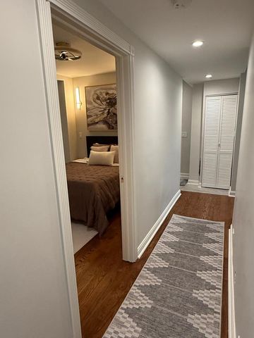 4542 N Ashland Avenue, Chicago, IL 60640