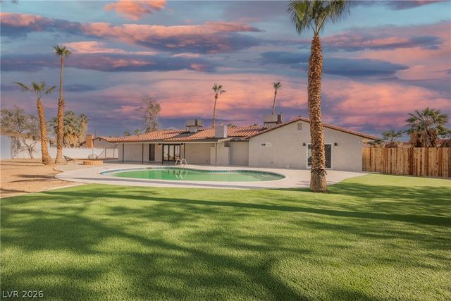 3447 Red Rock Street, Las Vegas, NV 89146