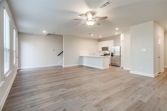 6909 Yellow Hammer Way, Arlington, TX 76001