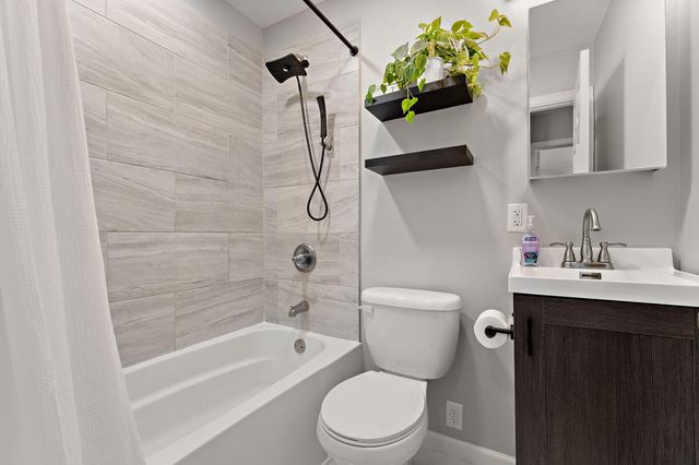 711 Juniper Road, Valparaiso, IN 46385