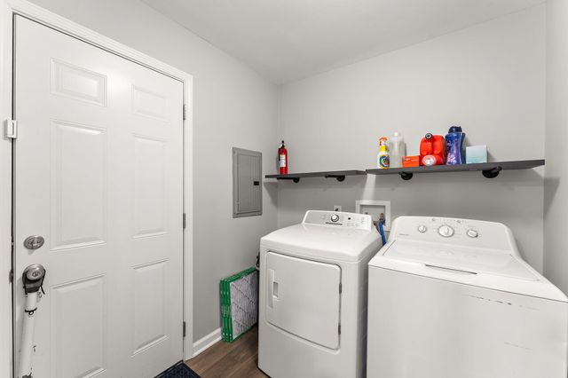 711 Juniper Road, Valparaiso, IN 46385