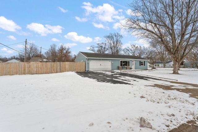 711 Juniper Road, Valparaiso, IN 46385