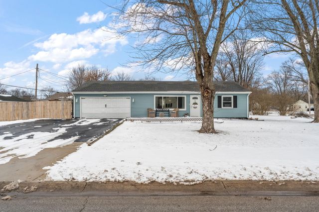 711 Juniper Road, Valparaiso, IN 46385
