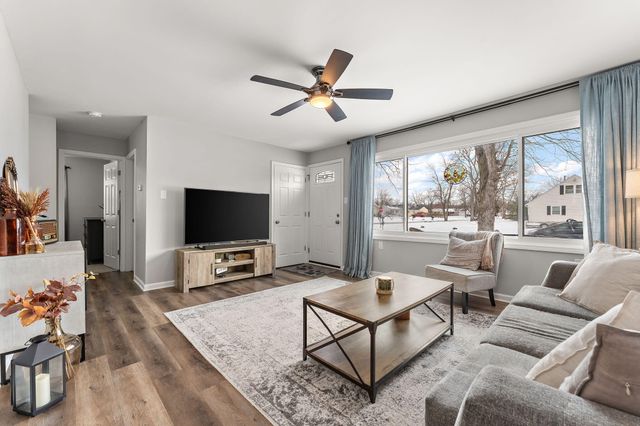 711 Juniper Road, Valparaiso, IN 46385