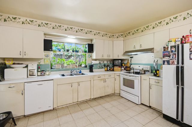 270 E CHERRY CIR, Memphis, TN 38117