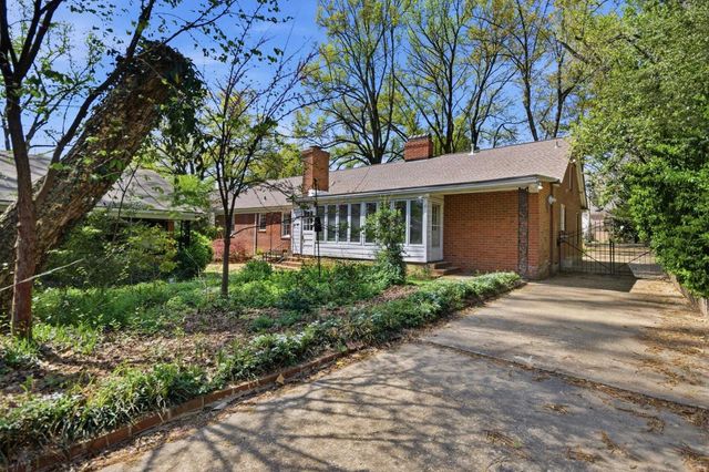 270 E CHERRY CIR, Memphis, TN 38117