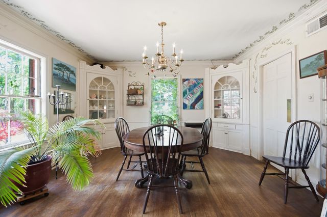 270 E CHERRY CIR, Memphis, TN 38117