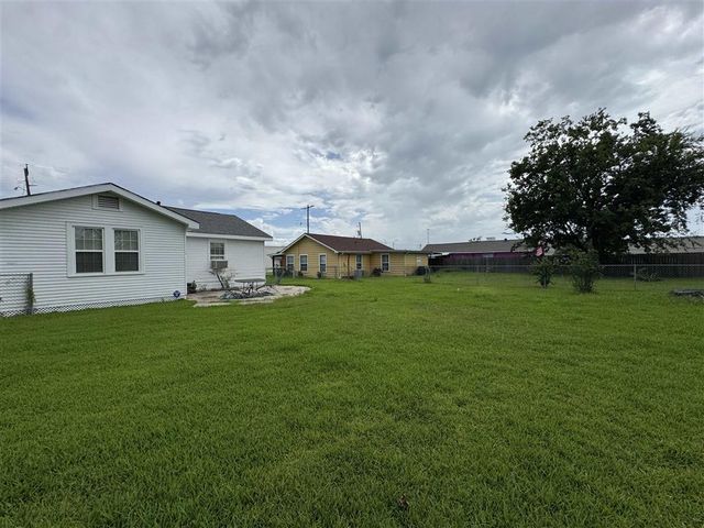 230 Lucille St Street, Lake Charles, LA 70601