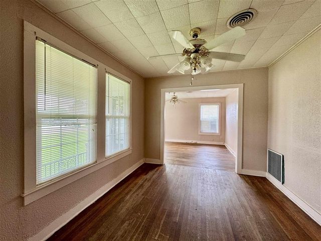 230 Lucille St Street, Lake Charles, LA 70601