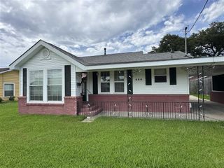 230 Lucille St Street, Lake Charles, LA 70601