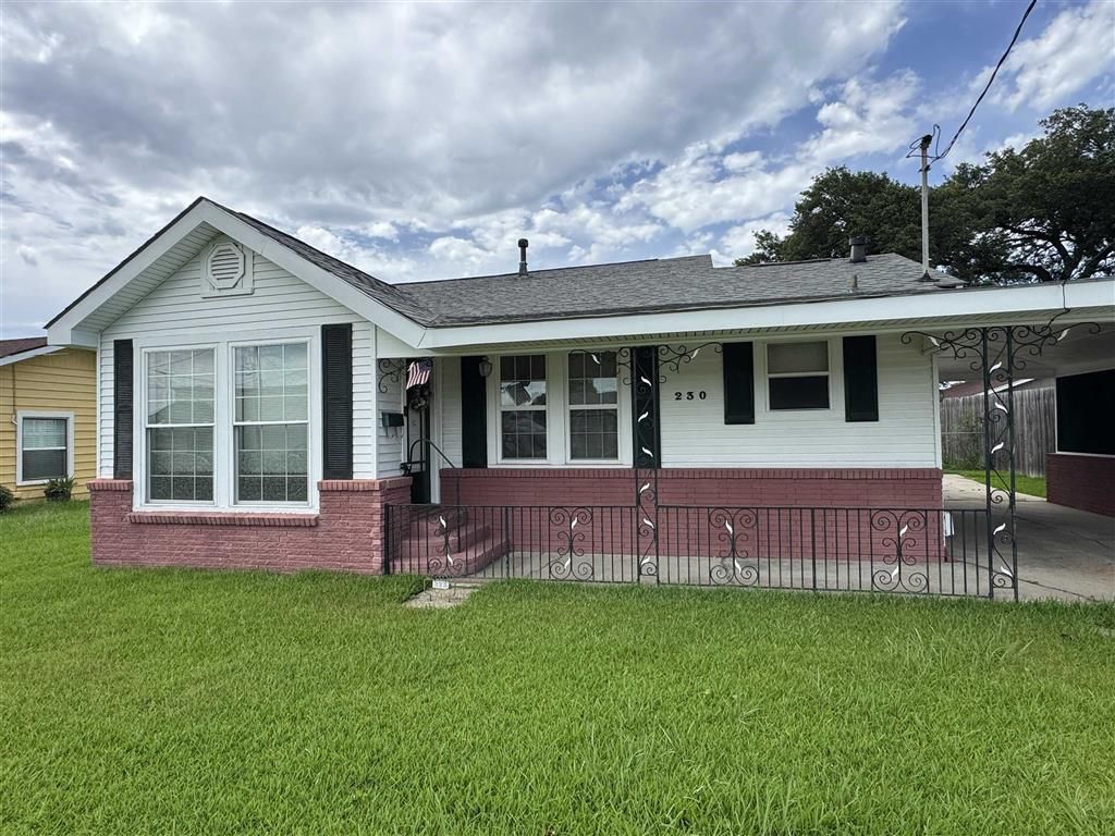 230 Lucille St Street, Lake Charles, LA 70601