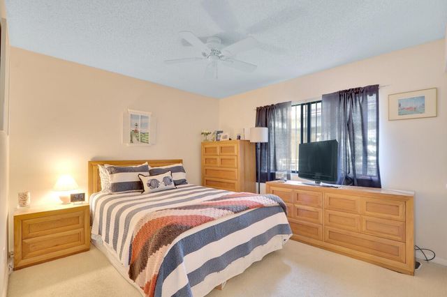 346 Oak Harbour Drive, Juno Beach, FL 33408