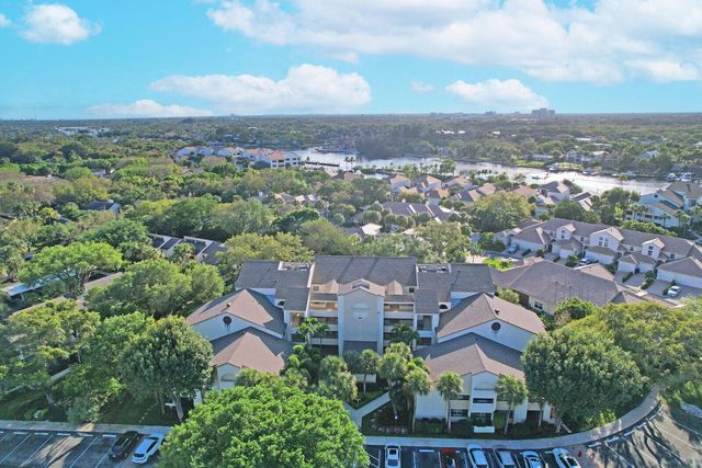 346 Oak Harbour Drive, Juno Beach, FL 33408