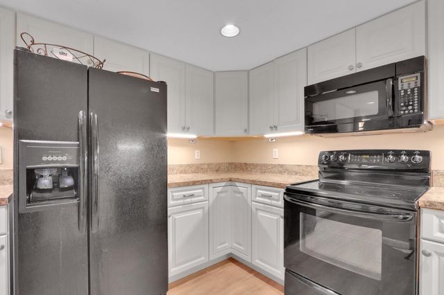 346 Oak Harbour Drive, Juno Beach, FL 33408