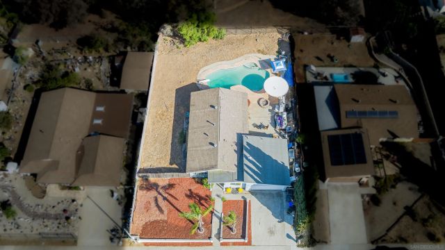 587 Augusta Dr., San Marcos, CA 92069