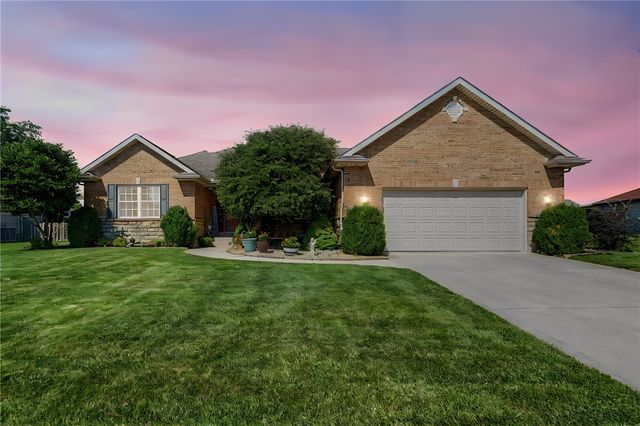 932 Shaftsbury Road, Troy, OH 45373