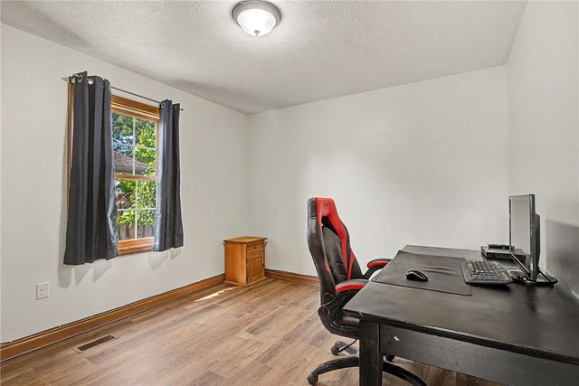 932 Shaftsbury Road, Troy, OH 45373
