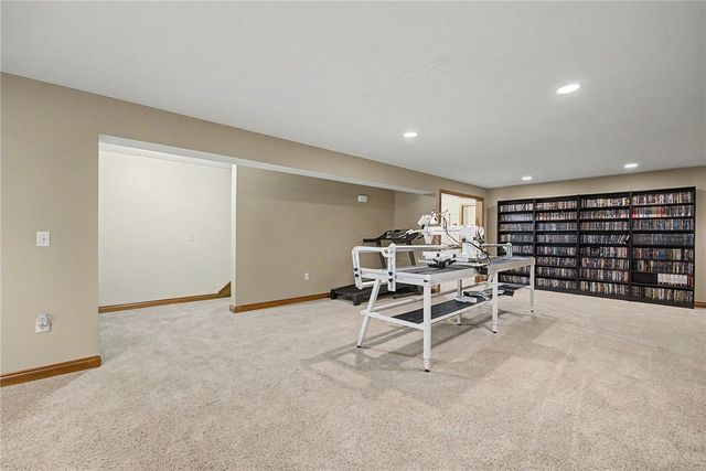 932 Shaftsbury Road, Troy, OH 45373