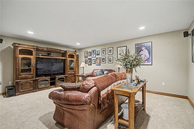 932 Shaftsbury Road, Troy, OH 45373