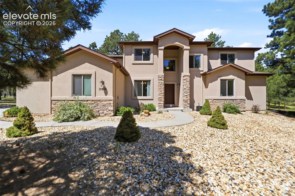 10916 Silver Mountain Point, Colorado Springs, CO 80908