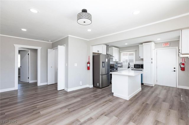 4218 Fulton Place, Las Vegas, NV 89107