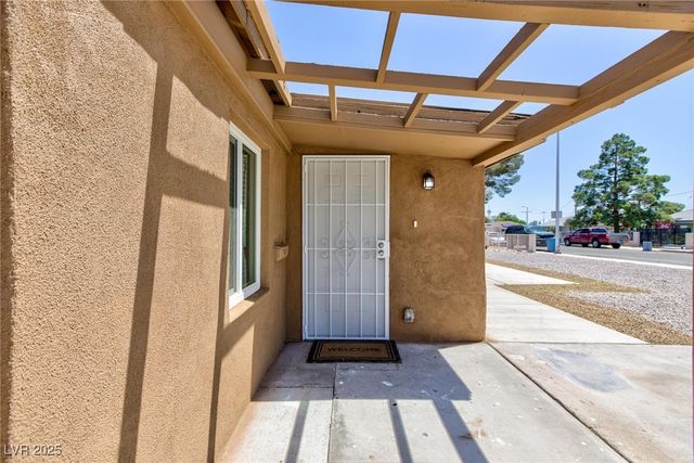 4218 Fulton Place, Las Vegas, NV 89107