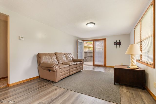 4548 3rd Street NW, Canton, OH 44708